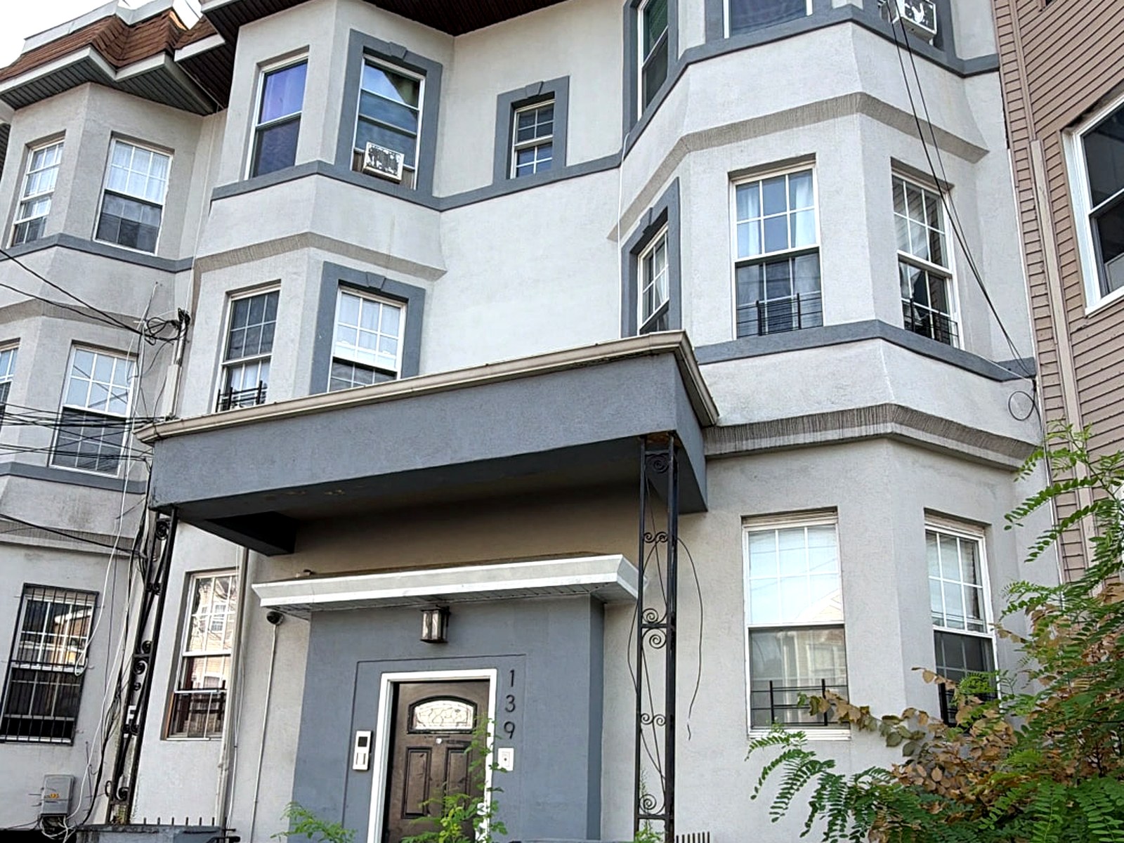 Front elevation of 139 Wilkinson Ave, Jersey City