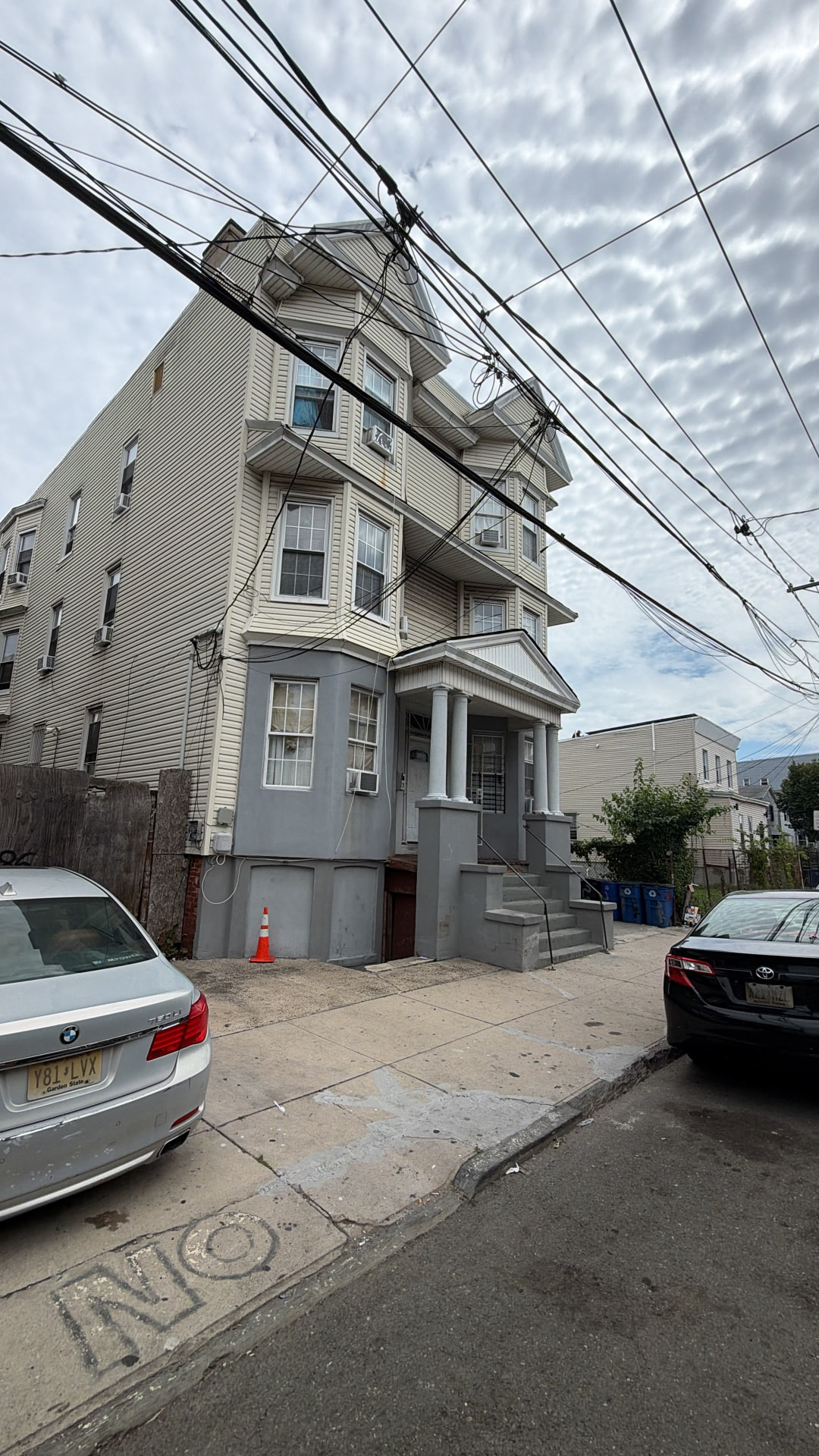 Street view of 286 Forrest St, Jersey City